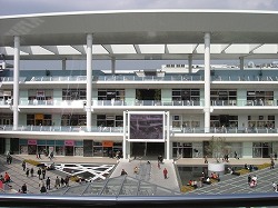 lazona02.jpg